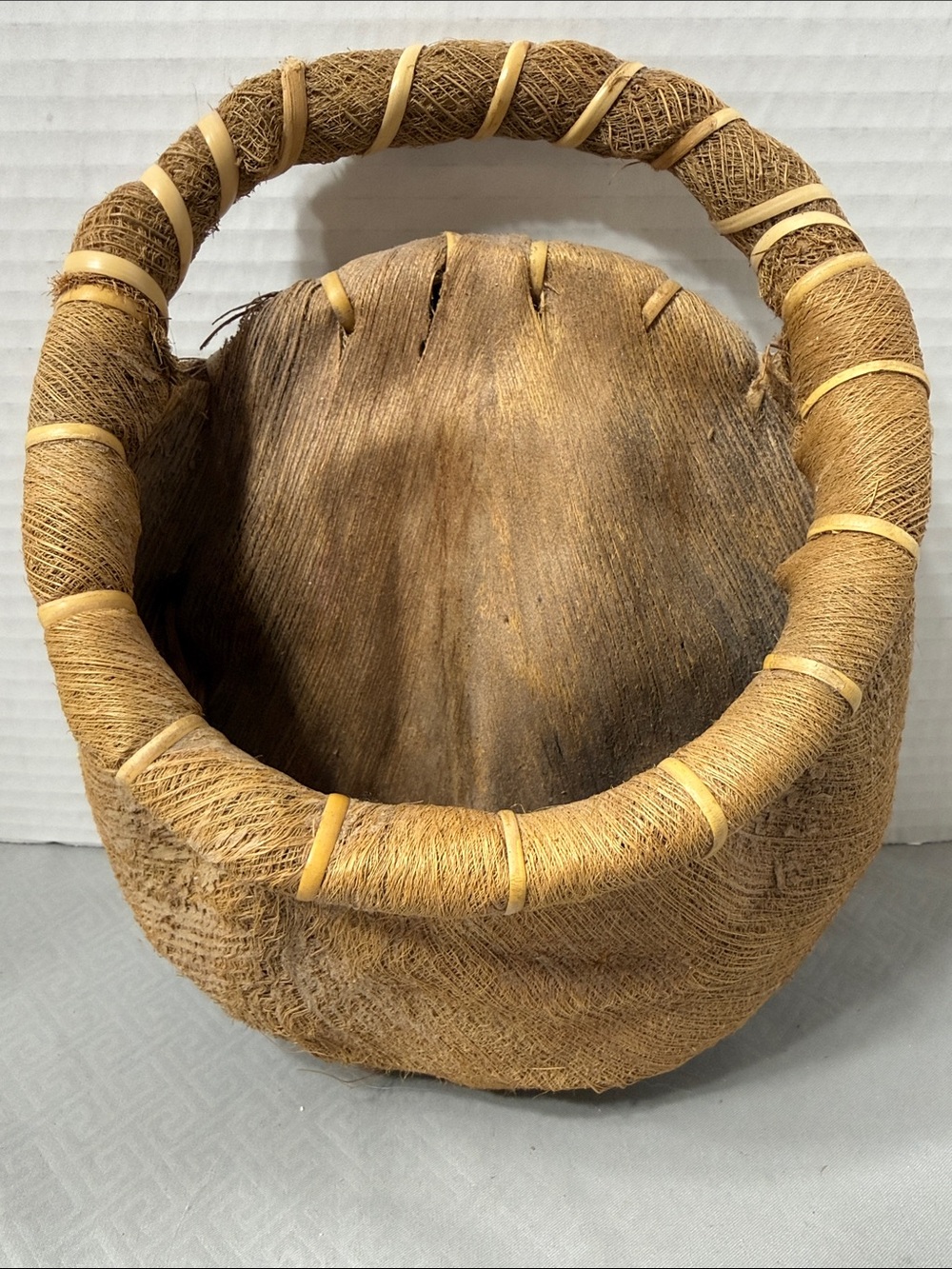 Vintage Natural Fiber Handmade Boho Harvest Gathering Hanging Wall Basket